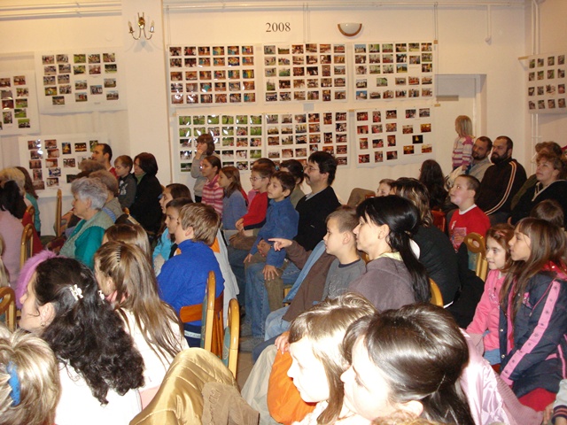Bábszínház